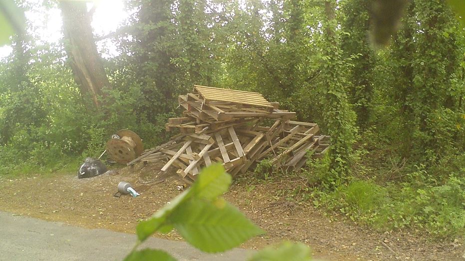 Lee Lane fly-tip