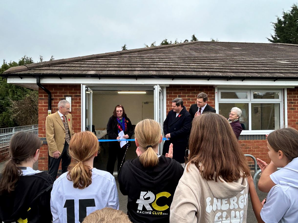 Deputy Mayor Linda Lashbrook cutting the ribbon at Picket Piece Pavilion