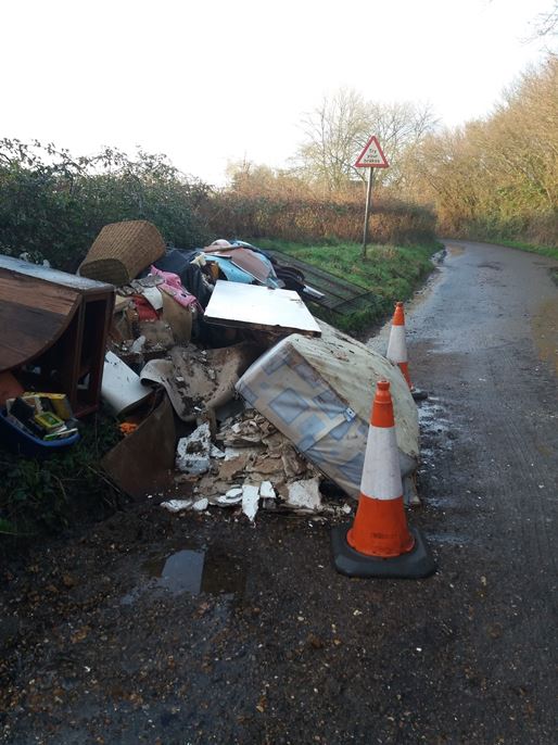 Foxes Lane fly-tip